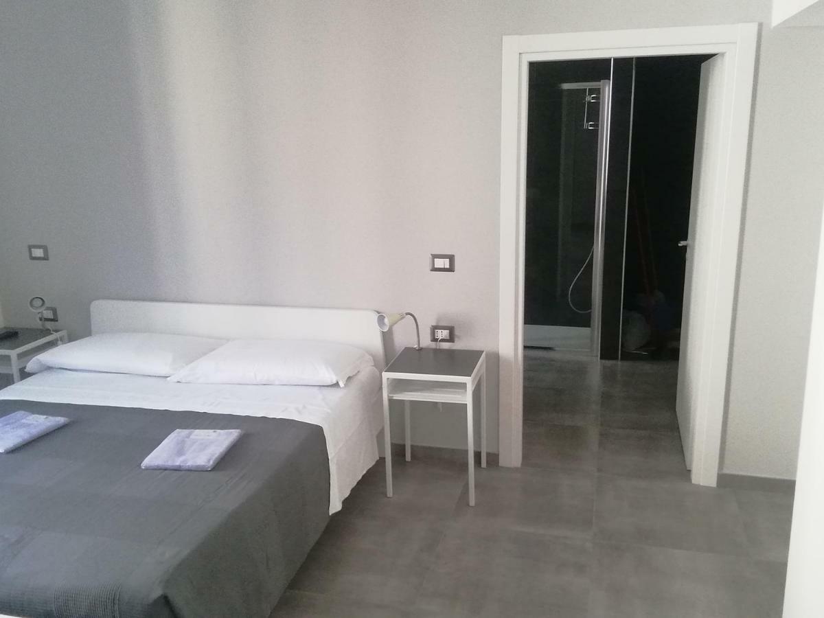 Residenza Ermete Lejlighed Civitavecchia Eksteriør billede